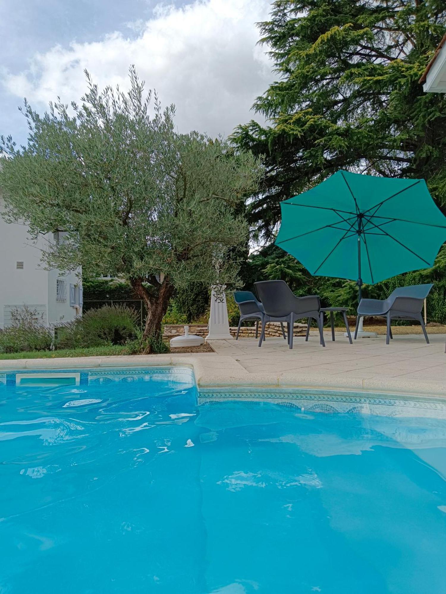La Maison Basque Sainte-Livrade-sur-Lot Extérieur photo