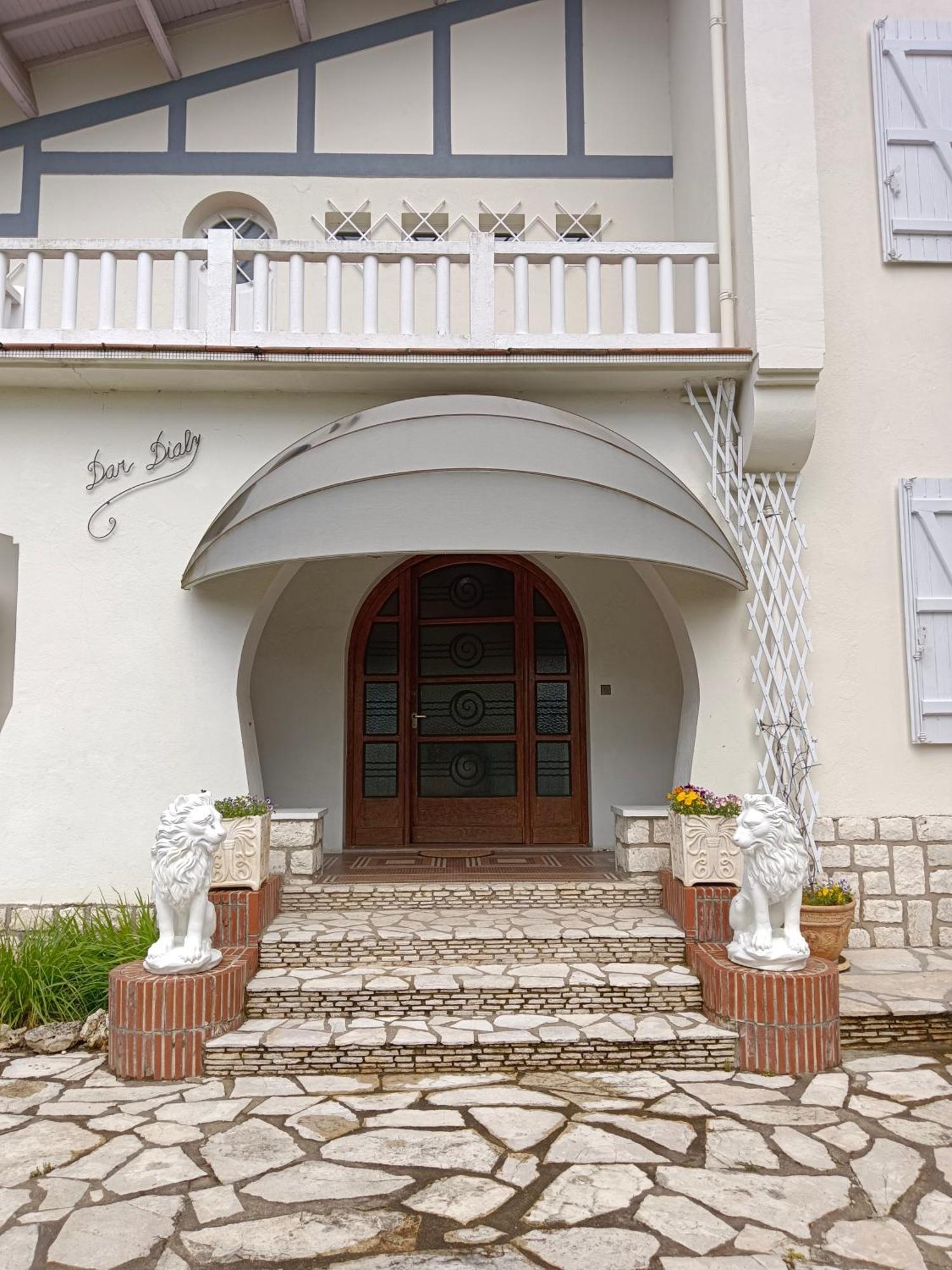 La Maison Basque Sainte-Livrade-sur-Lot Extérieur photo
